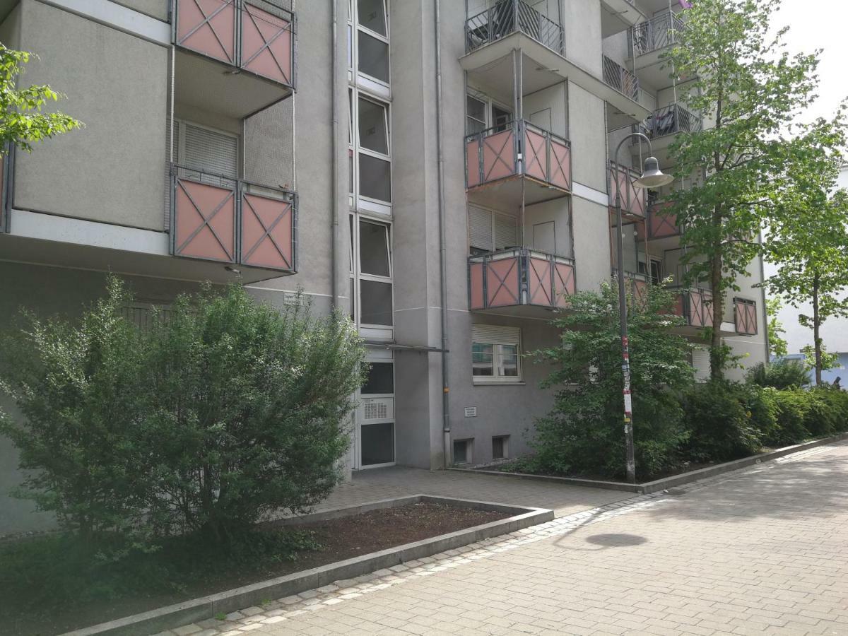 Quiet City-Apt, 4Min City-Center, 18Min Fair Nuernberg!!! Ngoại thất bức ảnh
